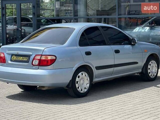 Синий Ниссан Альмера, объемом двигателя 1.5 л и пробегом 280 тыс. км за 4300 $, фото 5 на Automoto.ua