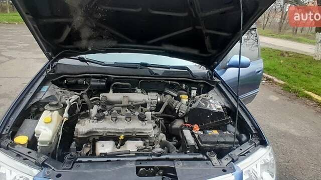 Синий Ниссан Альмера, объемом двигателя 1.6 л и пробегом 280 тыс. км за 3400 $, фото 11 на Automoto.ua