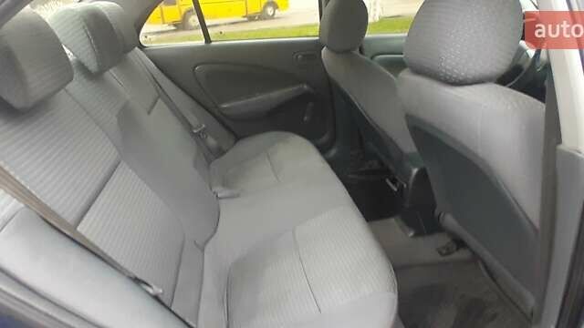 Синий Ниссан Альмера, объемом двигателя 1.6 л и пробегом 280 тыс. км за 3400 $, фото 9 на Automoto.ua