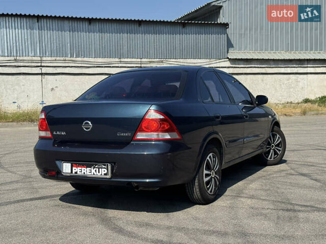 Синий Ниссан Альмера, объемом двигателя 1.6 л и пробегом 223 тыс. км за 3899 $, фото 5 на Automoto.ua