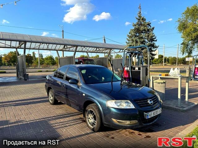 Синий Ниссан Альмера, объемом двигателя 1.6 л и пробегом 284 тыс. км за 3600 $, фото 3 на Automoto.ua