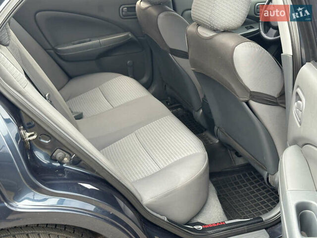 Синий Ниссан Альмера, объемом двигателя 1.6 л и пробегом 236 тыс. км за 4900 $, фото 13 на Automoto.ua
