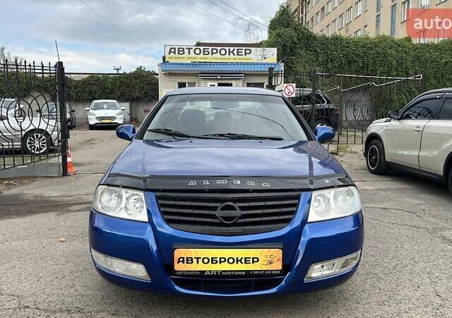 Синий Ниссан Альмера, объемом двигателя 1.6 л и пробегом 324 тыс. км за 4500 $, фото 2 на Automoto.ua