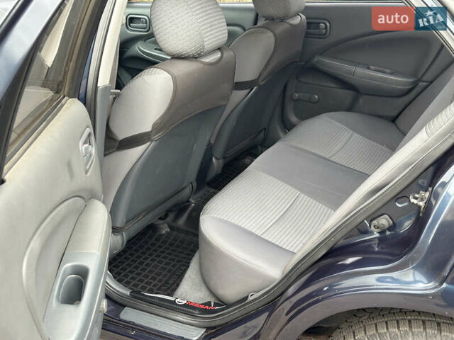 Синий Ниссан Альмера, объемом двигателя 1.6 л и пробегом 236 тыс. км за 4900 $, фото 17 на Automoto.ua