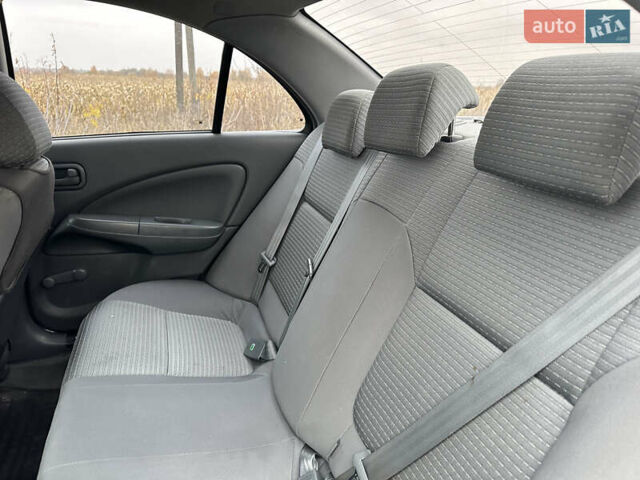 Синий Ниссан Альмера, объемом двигателя 1.6 л и пробегом 236 тыс. км за 5000 $, фото 21 на Automoto.ua