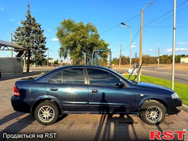 Синий Ниссан Альмера, объемом двигателя 1.6 л и пробегом 284 тыс. км за 3600 $, фото 1 на Automoto.ua