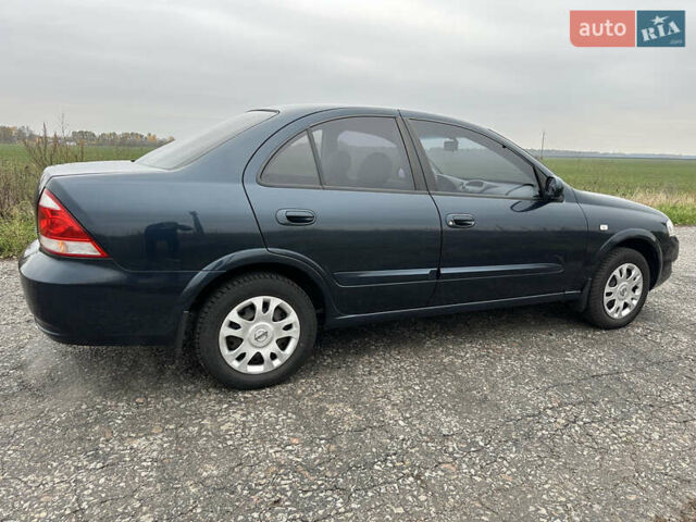 Синий Ниссан Альмера, объемом двигателя 1.6 л и пробегом 236 тыс. км за 5000 $, фото 9 на Automoto.ua