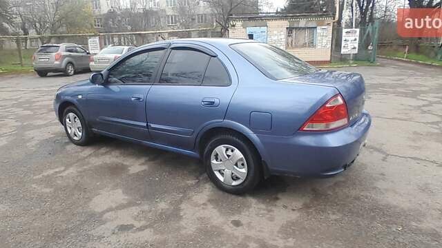 Синий Ниссан Альмера, объемом двигателя 1.6 л и пробегом 280 тыс. км за 3400 $, фото 5 на Automoto.ua