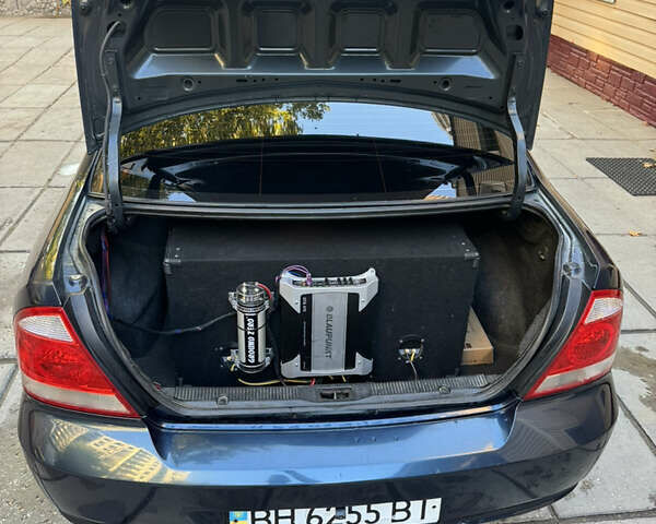 Синий Ниссан Альмера, объемом двигателя 1.6 л и пробегом 160 тыс. км за 5700 $, фото 5 на Automoto.ua