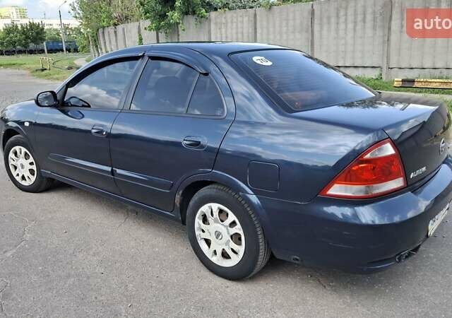 Синий Ниссан Альмера, объемом двигателя 1.6 л и пробегом 267 тыс. км за 5500 $, фото 7 на Automoto.ua