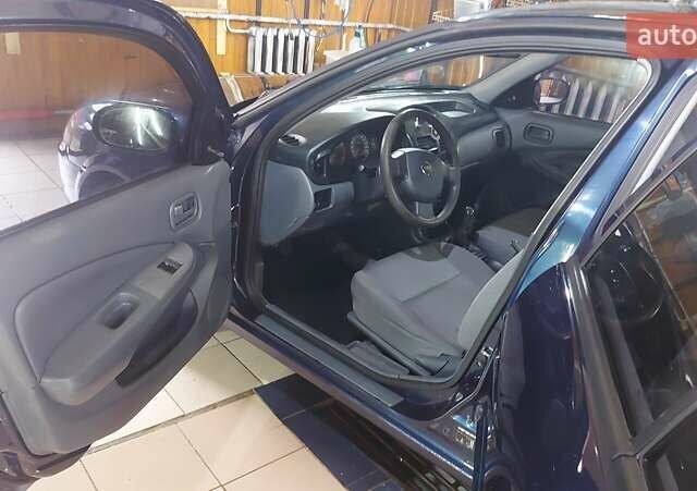 Синій Ніссан Альмера, об'ємом двигуна 1.6 л та пробігом 282 тис. км за 4200 $, фото 7 на Automoto.ua
