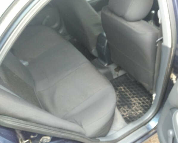 Синий Ниссан Альмера, объемом двигателя 1.6 л и пробегом 250 тыс. км за 4300 $, фото 8 на Automoto.ua