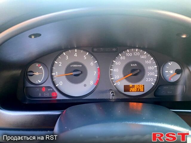 Синий Ниссан Альмера, объемом двигателя 1.6 л и пробегом 280 тыс. км за 4300 $, фото 8 на Automoto.ua