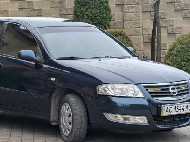 Синій Ніссан Альмера, об'ємом двигуна 1.6 л та пробігом 250 тис. км за 5100 $, фото 1 на Automoto.ua