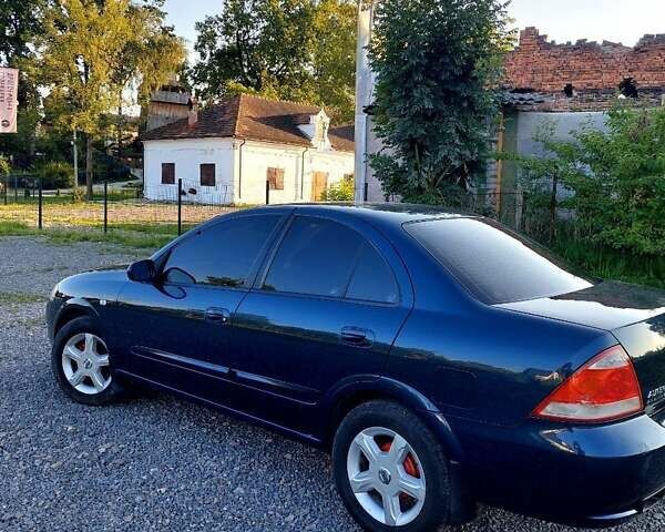 Синий Ниссан Альмера, объемом двигателя 1.6 л и пробегом 257 тыс. км за 3800 $, фото 12 на Automoto.ua