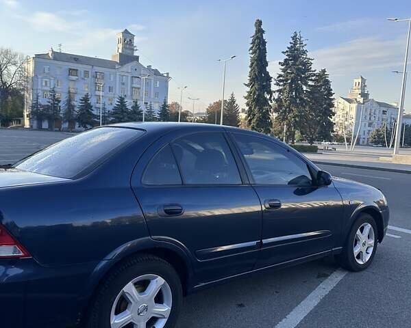 Синий Ниссан Альмера, объемом двигателя 1.6 л и пробегом 275 тыс. км за 4550 $, фото 6 на Automoto.ua