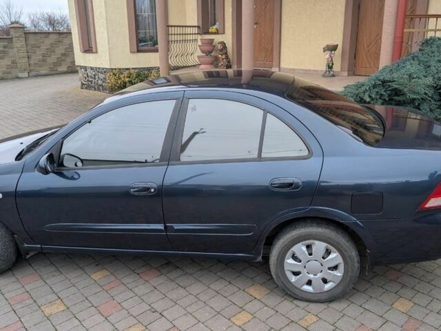 Синій Ніссан Альмера, об'ємом двигуна 1.6 л та пробігом 250 тис. км за 5100 $, фото 2 на Automoto.ua