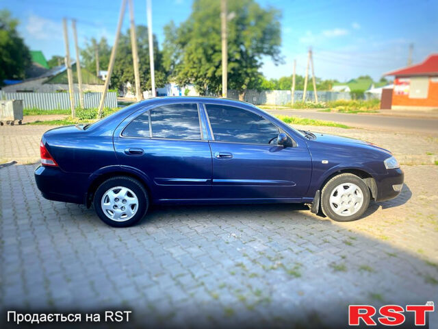 Синий Ниссан Альмера, объемом двигателя 1.6 л и пробегом 143 тыс. км за 4200 $, фото 2 на Automoto.ua