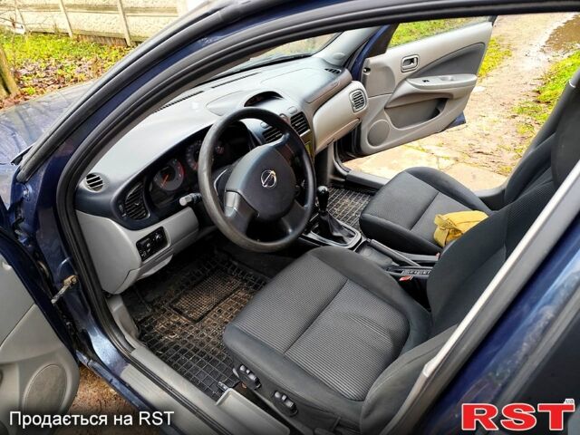 Синий Ниссан Альмера, объемом двигателя 1.6 л и пробегом 191 тыс. км за 4800 $, фото 10 на Automoto.ua