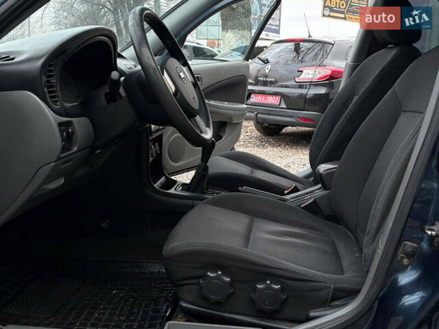 Синій Ніссан Альмера, об'ємом двигуна 1.6 л та пробігом 191 тис. км за 4100 $, фото 8 на Automoto.ua