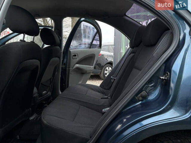Синій Ніссан Альмера, об'ємом двигуна 1.6 л та пробігом 191 тис. км за 4100 $, фото 12 на Automoto.ua