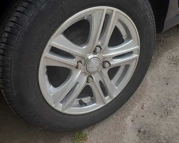 Синий Ниссан Альмера, объемом двигателя 1.6 л и пробегом 110 тыс. км за 6100 $, фото 7 на Automoto.ua