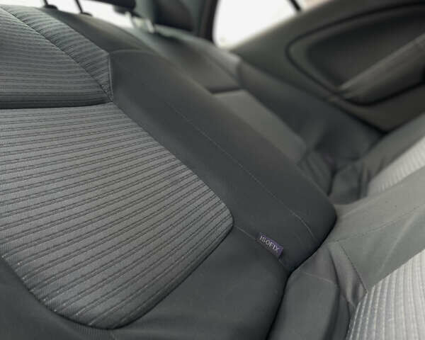 Синій Ніссан Альмера, об'ємом двигуна 1.6 л та пробігом 254 тис. км за 6650 $, фото 34 на Automoto.ua