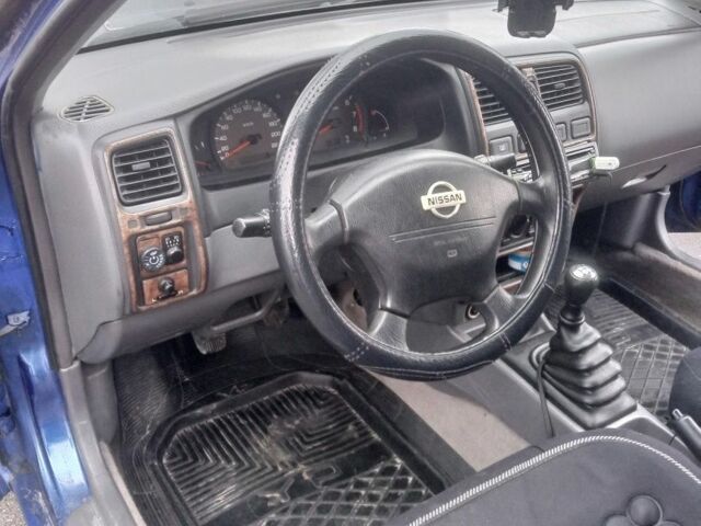 Синий Ниссан Альмера, объемом двигателя 1.4 л и пробегом 323 тыс. км за 1800 $, фото 9 на Automoto.ua