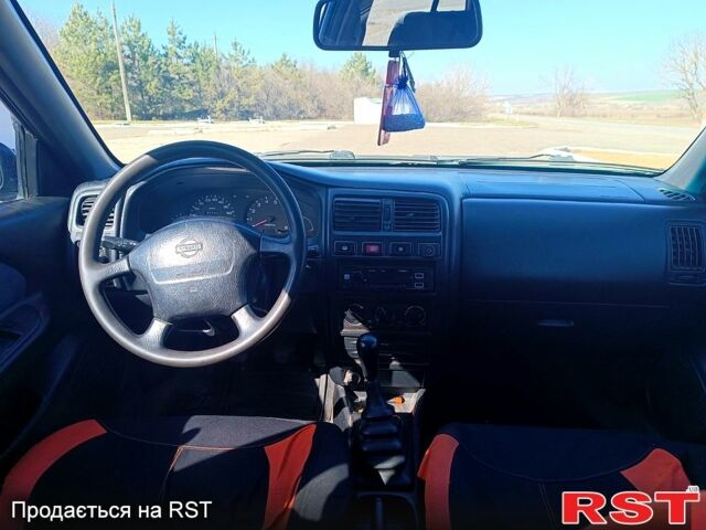 Зелений Ніссан Альмера, об'ємом двигуна 1.4 л та пробігом 400 тис. км за 2200 $, фото 3 на Automoto.ua