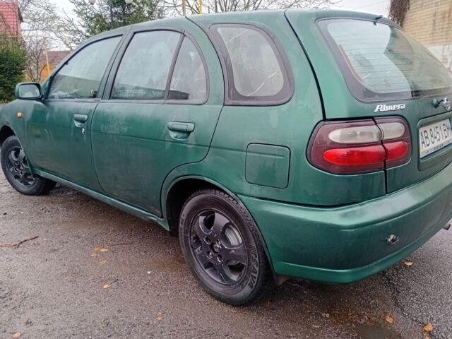 Зеленый Ниссан Альмера, объемом двигателя 1.6 л и пробегом 280 тыс. км за 1200 $, фото 2 на Automoto.ua