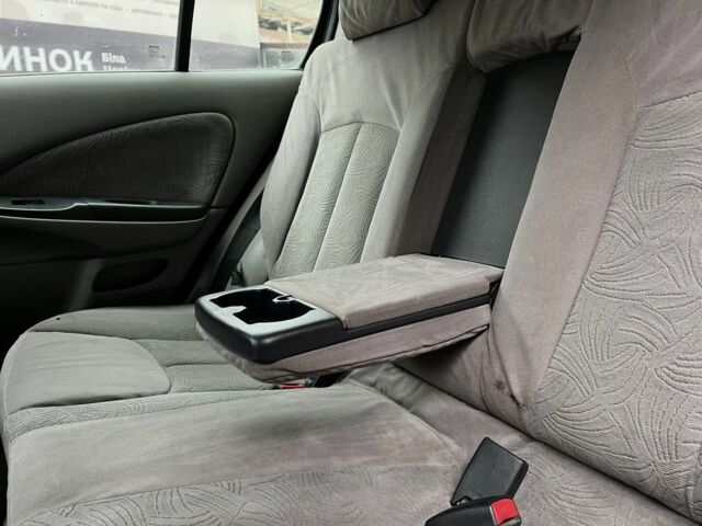 Зеленый Ниссан Альмера, объемом двигателя 1.8 л и пробегом 245 тыс. км за 3999 $, фото 19 на Automoto.ua