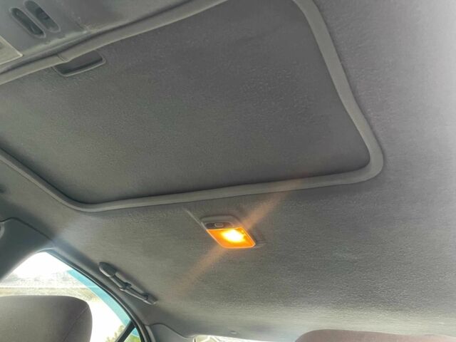 Зеленый Ниссан Альмера, объемом двигателя 1.4 л и пробегом 234 тыс. км за 1900 $, фото 12 на Automoto.ua