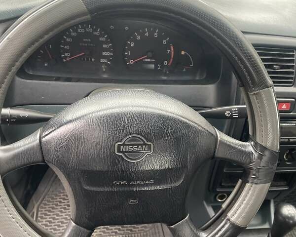 Зеленый Ниссан Альмера, объемом двигателя 1.39 л и пробегом 234 тыс. км за 1900 $, фото 10 на Automoto.ua