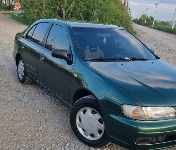 Зеленый Ниссан Альмера, объемом двигателя 1.6 л и пробегом 3 тыс. км за 2800 $, фото 2 на Automoto.ua