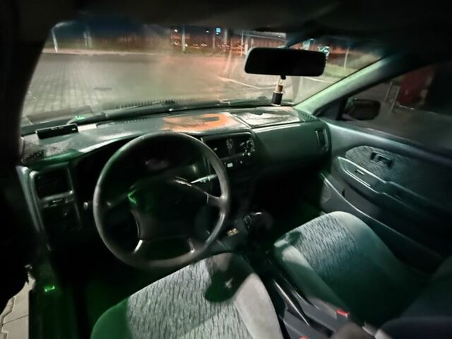 Зелений Ніссан Альмера, об'ємом двигуна 1.6 л та пробігом 3 тис. км за 2700 $, фото 2 на Automoto.ua