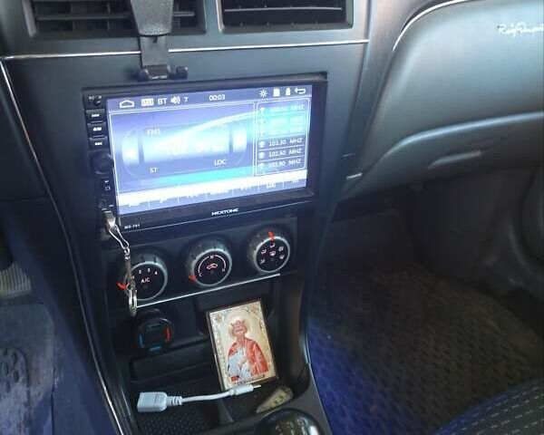 Зеленый Ниссан Альмера, объемом двигателя 1.6 л и пробегом 200 тыс. км за 4200 $, фото 4 на Automoto.ua