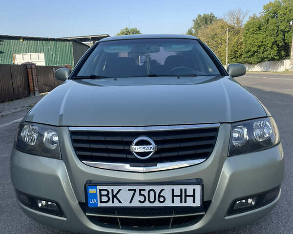 Зеленый Ниссан Альмера, объемом двигателя 1.6 л и пробегом 225 тыс. км за 5800 $, фото 2 на Automoto.ua