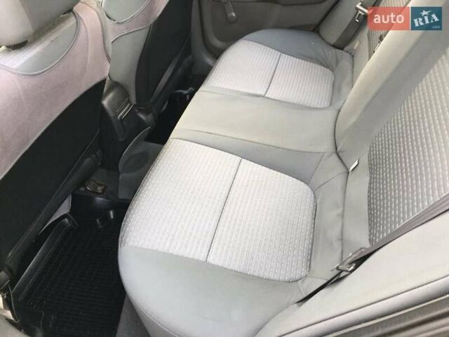 Зеленый Ниссан Альмера, объемом двигателя 1.6 л и пробегом 175 тыс. км за 5300 $, фото 5 на Automoto.ua