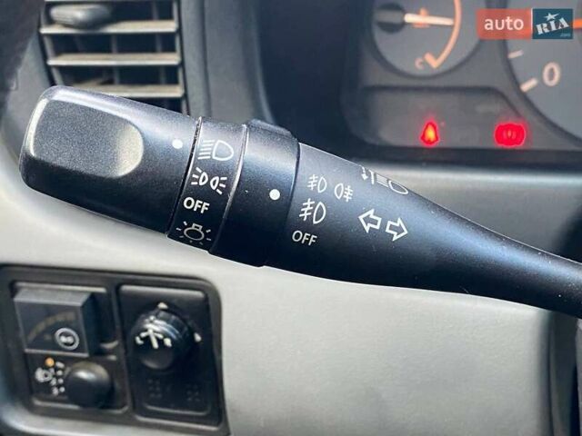 Зелений Ніссан Альмера, об'ємом двигуна 1.6 л та пробігом 75 тис. км за 5990 $, фото 21 на Automoto.ua