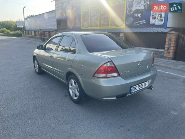 Зеленый Ниссан Альмера, объемом двигателя 1.6 л и пробегом 225 тыс. км за 5800 $, фото 6 на Automoto.ua