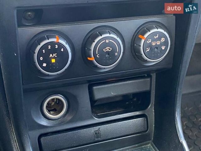 Зеленый Ниссан Альмера, объемом двигателя 1.6 л и пробегом 75 тыс. км за 7190 $, фото 16 на Automoto.ua