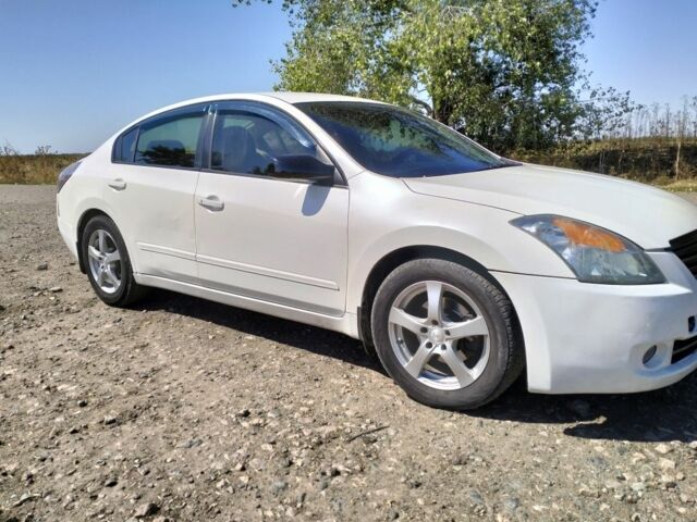 Білий Ніссан Альтіма, об'ємом двигуна 2.5 л та пробігом 221 тис. км за 6500 $, фото 8 на Automoto.ua