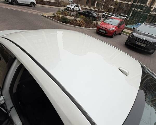 Белый Ниссан Альтима, объемом двигателя 2.5 л и пробегом 209 тыс. км за 9400 $, фото 8 на Automoto.ua