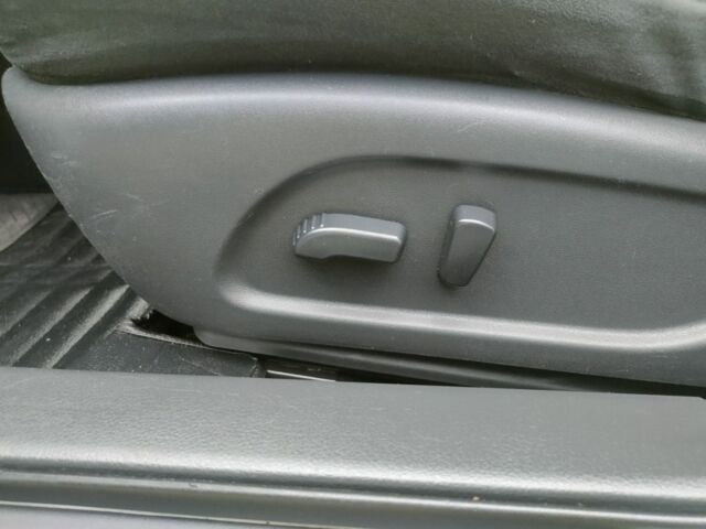 Ниссан Альтима 2015 в Павлограде на Automoto.ua Белый Ниссан Альтима, объемом двигателя 2.5 л и пробегом 241 тыс. км за 9900 $, фото 8 на Automoto.ua