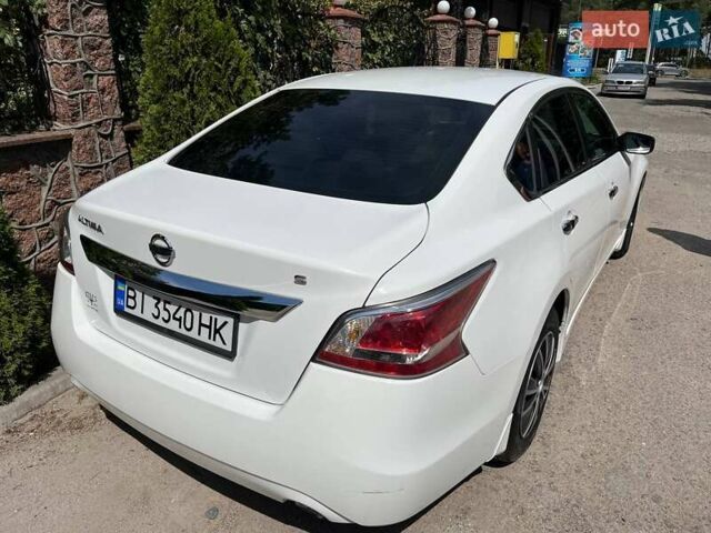 Білий Ніссан Альтіма, об'ємом двигуна 2.49 л та пробігом 180 тис. км за 8500 $, фото 6 на Automoto.ua