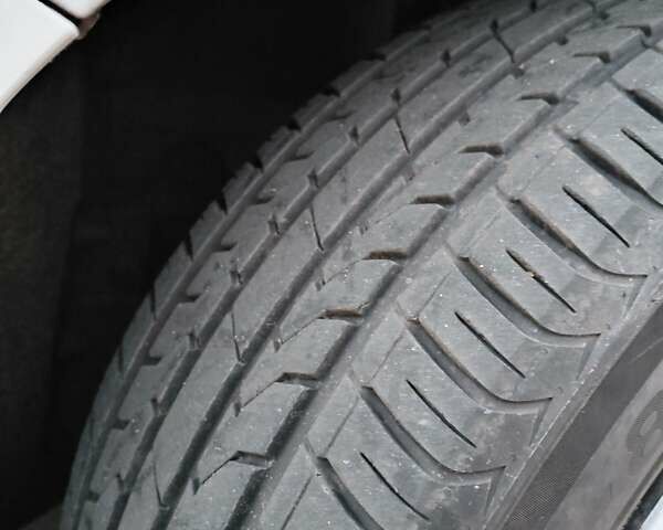 Белый Ниссан Альтима, объемом двигателя 2.49 л и пробегом 132 тыс. км за 12999 $, фото 5 на Automoto.ua