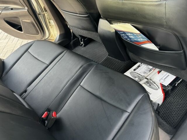 Белый Ниссан Альтима, объемом двигателя 2.5 л и пробегом 133 тыс. км за 11000 $, фото 6 на Automoto.ua