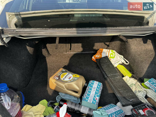 Белый Ниссан Альтима, объемом двигателя 2.5 л и пробегом 133 тыс. км за 11000 $, фото 12 на Automoto.ua