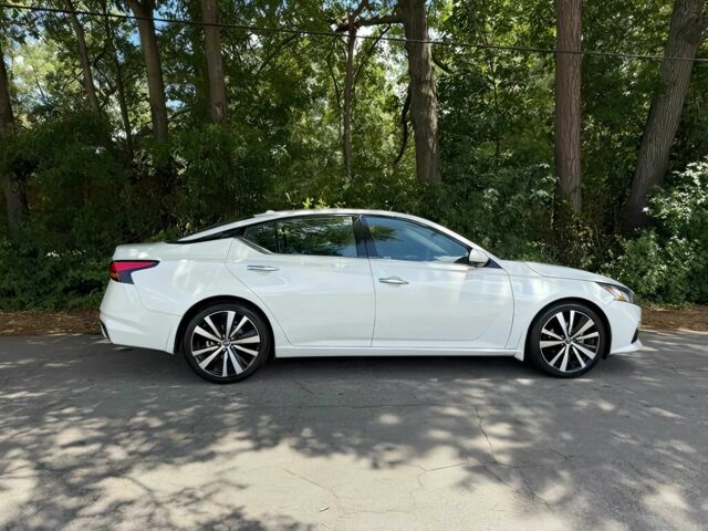 Білий Ніссан Альтіма, об'ємом двигуна 2.5 л та пробігом 31 тис. км за 6300 $, фото 4 на Automoto.ua