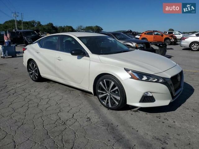 Білий Ніссан Альтіма, об'ємом двигуна 2.5 л та пробігом 83 тис. км за 3700 $, фото 3 на Automoto.ua